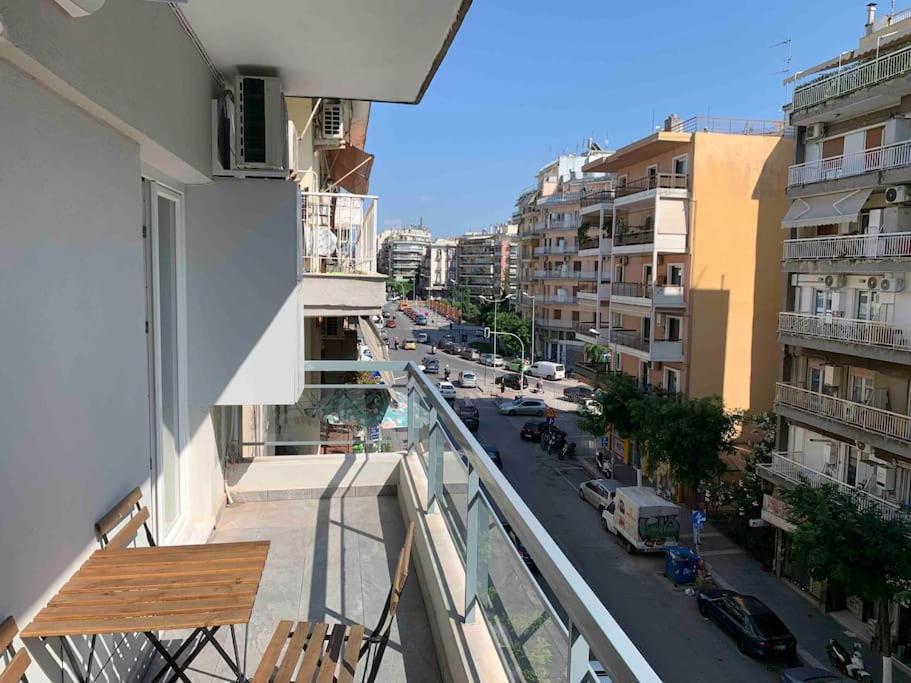 Lux Appartment , 3 Rooms Full Extra , City Center Tesalonika Bagian luar foto