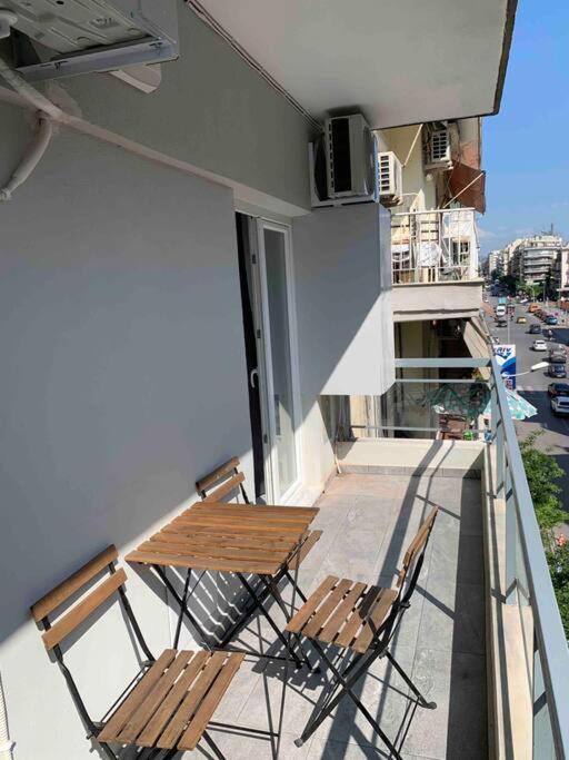 Lux Appartment , 3 Rooms Full Extra , City Center Tesalonika Bagian luar foto